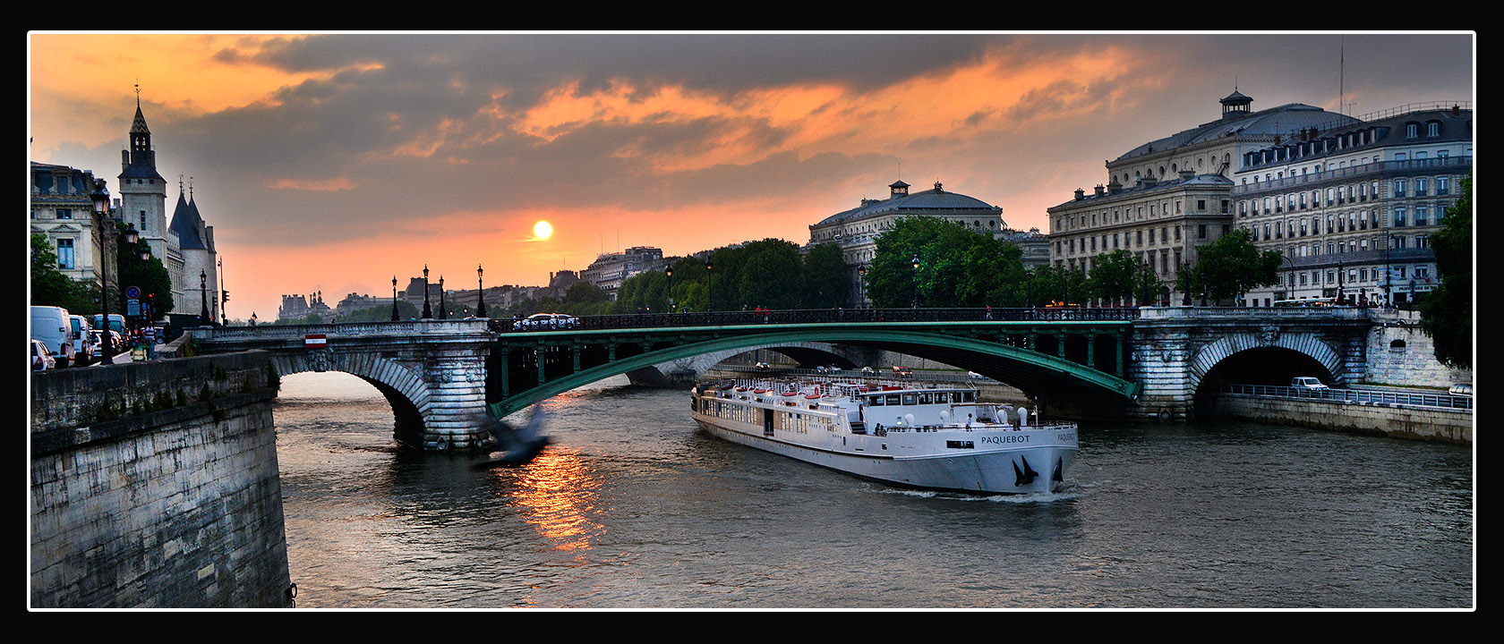 atardecer en paris