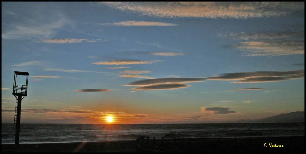 Atardecer en playa de Cabo de Gata