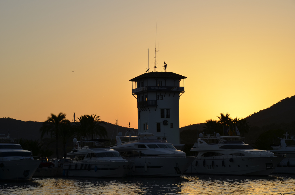 Atardecer en Puerto Portals