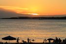 Atardecer en Punta del Este II by Roberto Justo Robiolo 