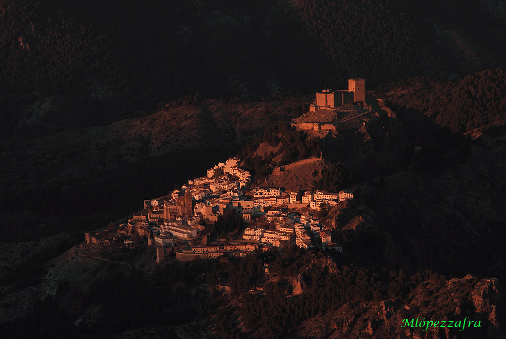 Atardecer en Segura de la Sierra.