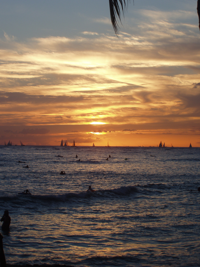 Atardecer en Waikiki, Hawaii