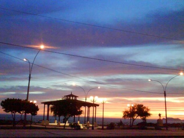 atardecer magdalena del mar, lima Perú