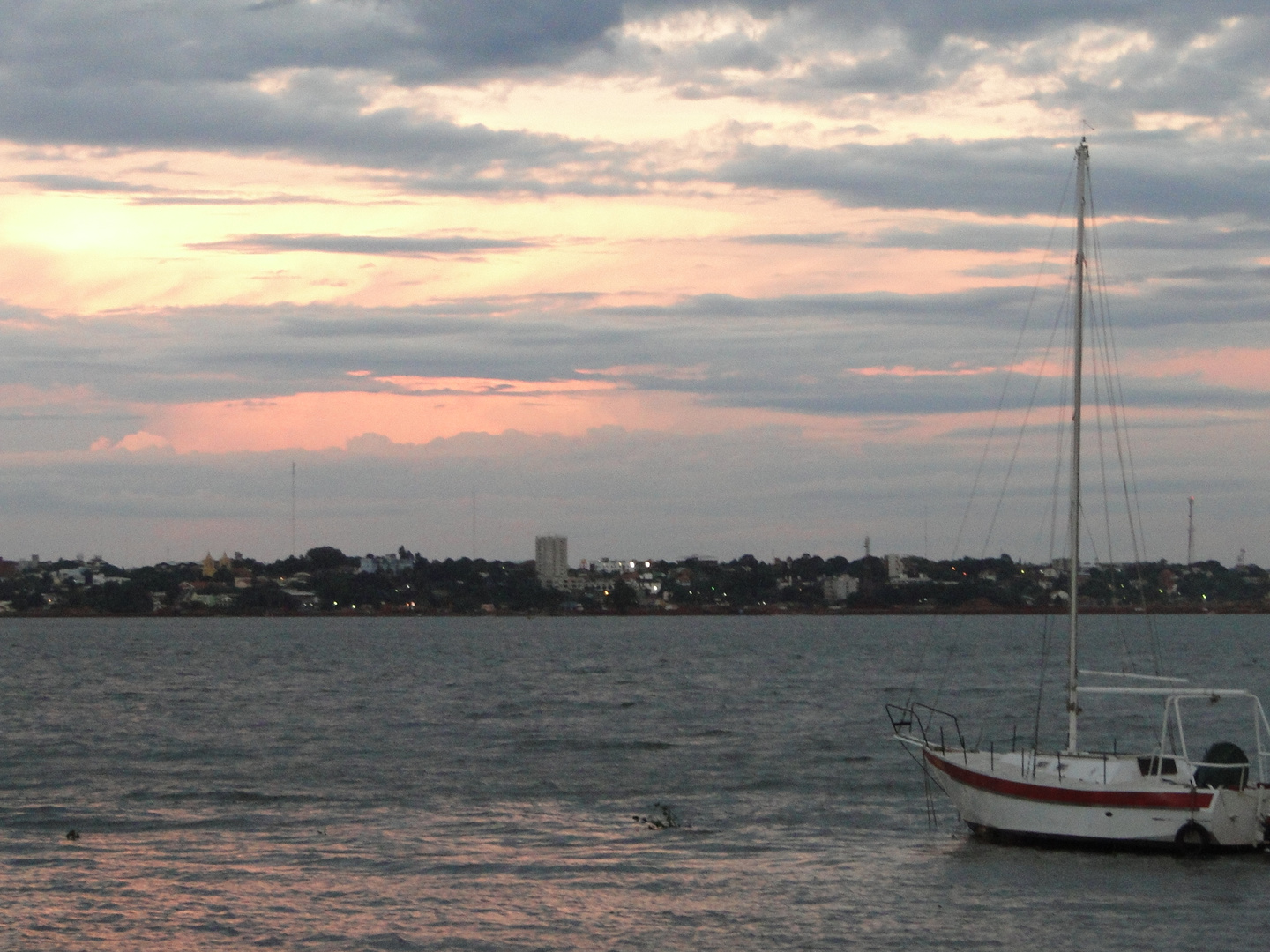 Atardecer - Río Paraná