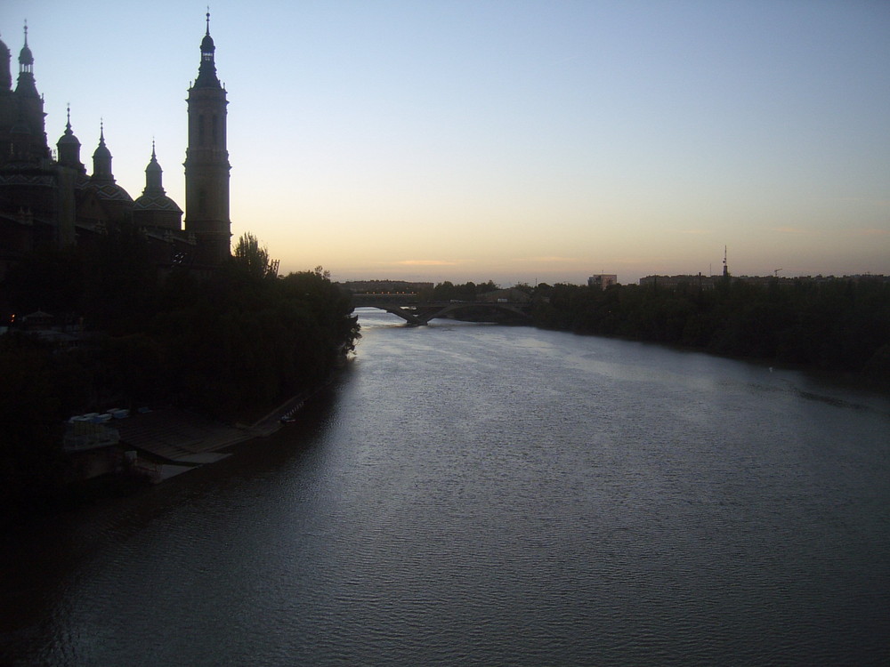 Atardecer sobre el Ebro