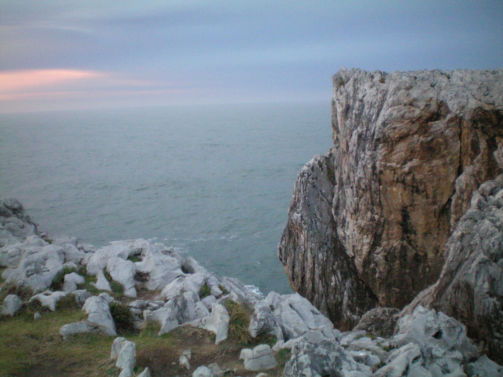 ATARDECER SOBRE EL MAR