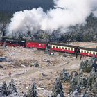 Atemberaubender Blick auf die schnaufende Brockenbahn vom Brockenhotel