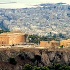 Athen -Blick auf die griechische Hauptstadt, die Akropolis (Parthenon) und Piräus