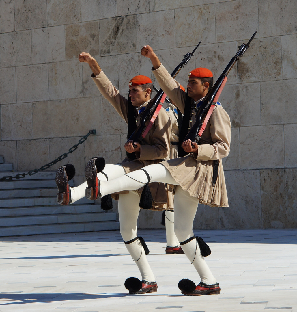 Athen, Parlament, Wachablöse