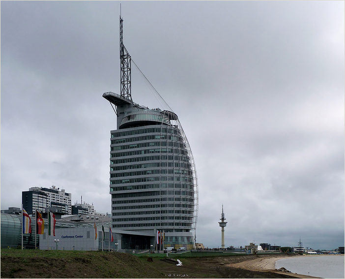 Atlantic Hotel Sail City