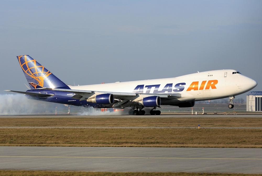 Atlas Air @ LEJ