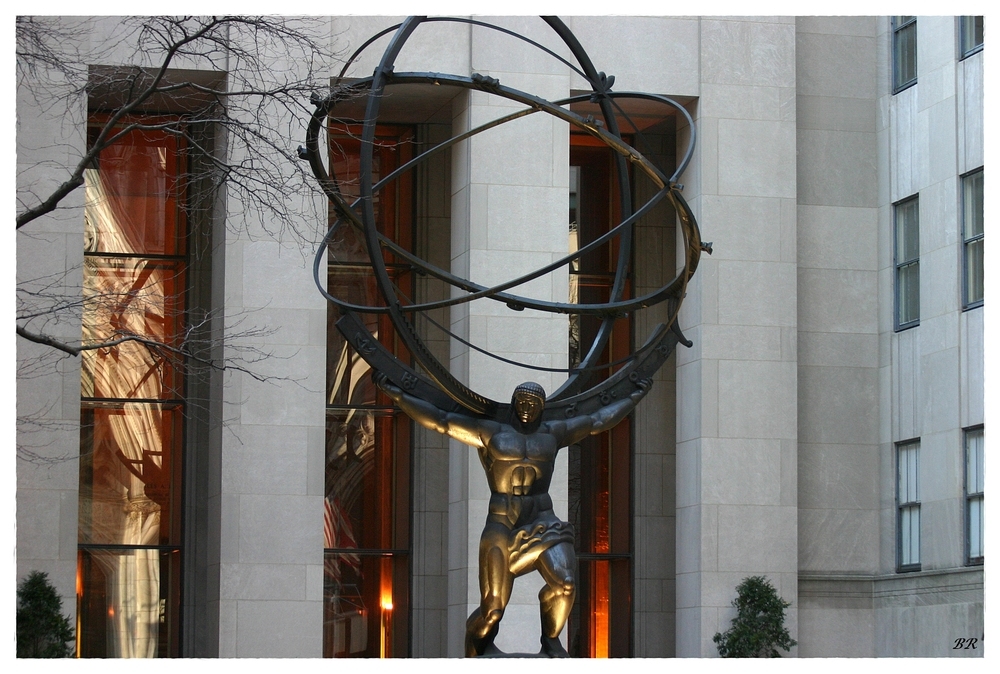 Atlas Statue - Rockefeller Center NY