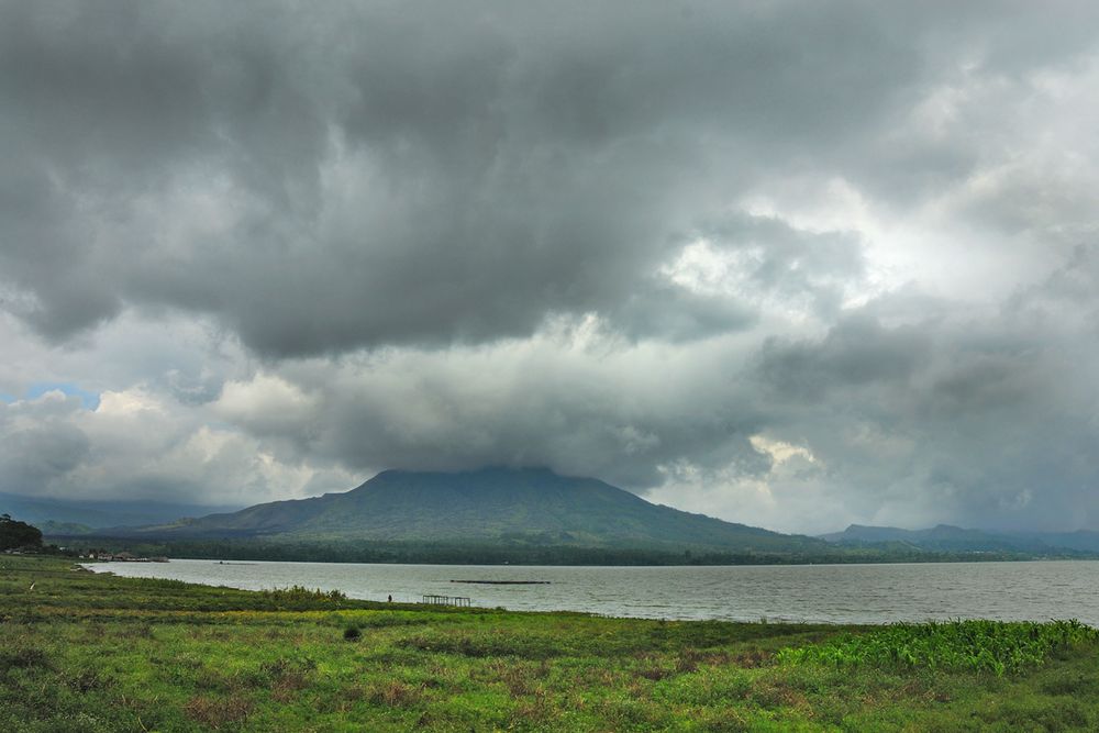 Atmospheric weather over the Danau Batur