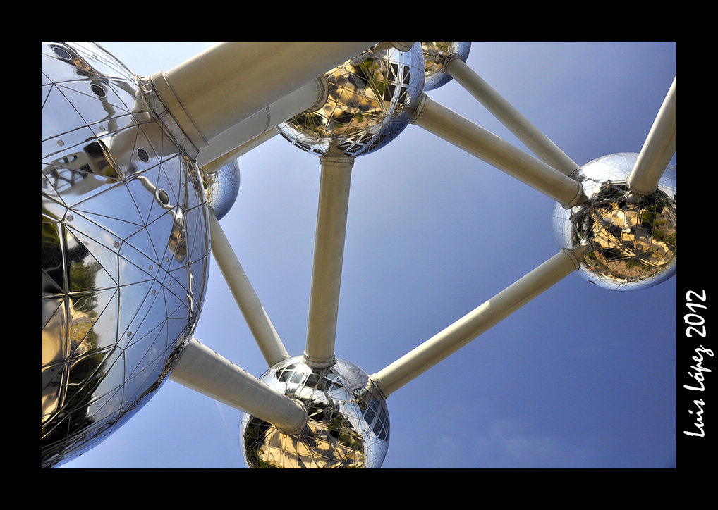 ATOMIUM