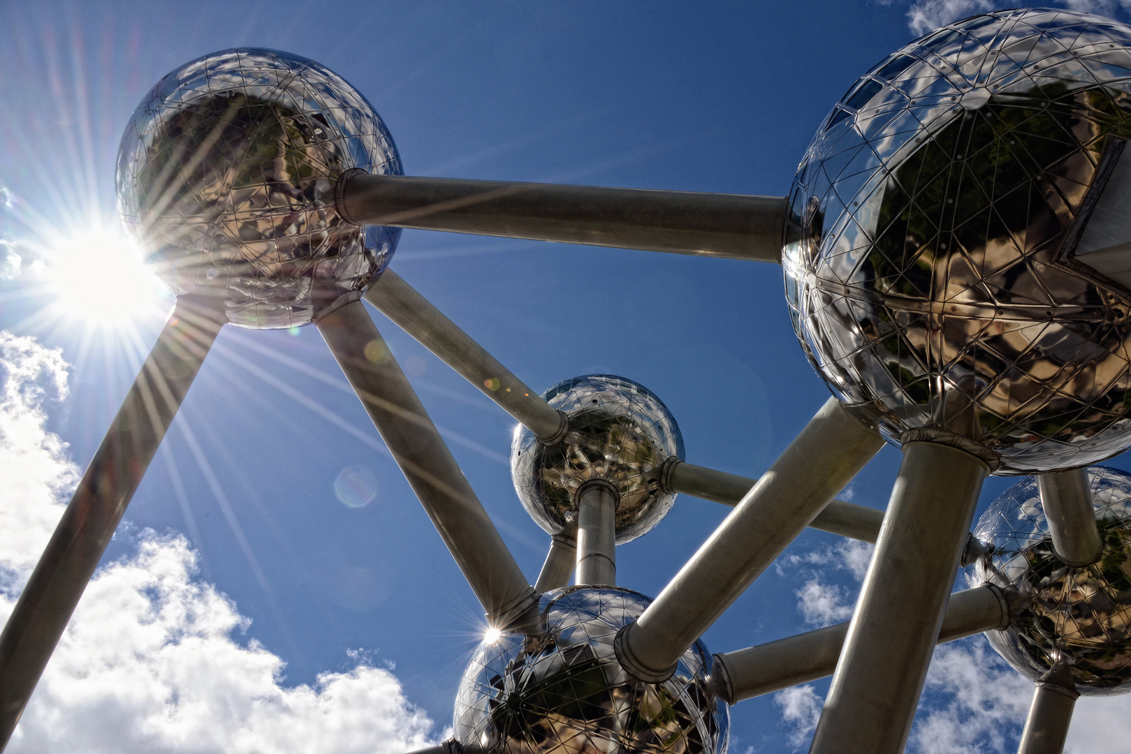 ATOMIUM