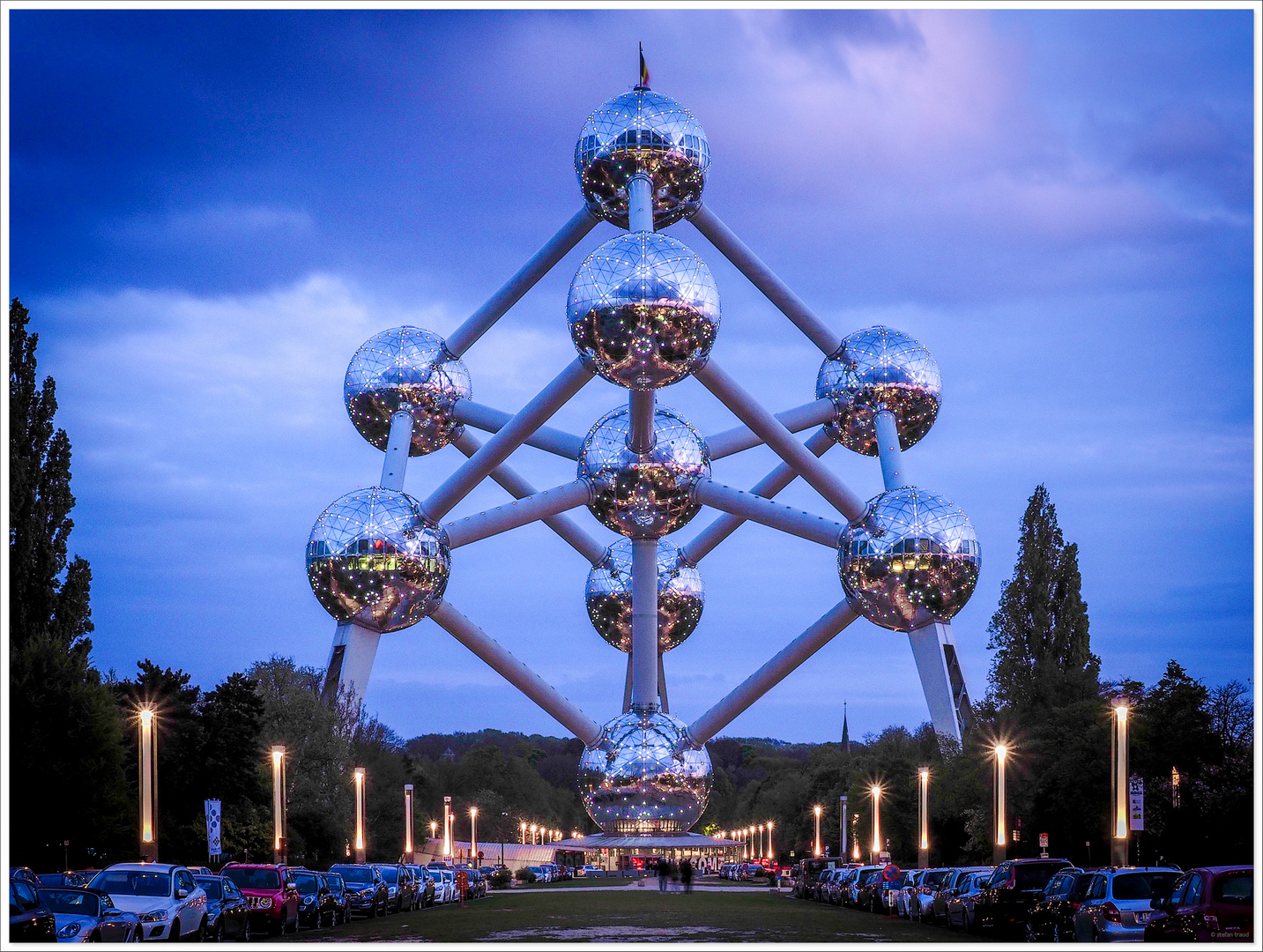 Atomium blaue Stunde