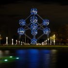 Atomium blues