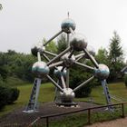 Atomium in Brüssel - mit Größenvergleich