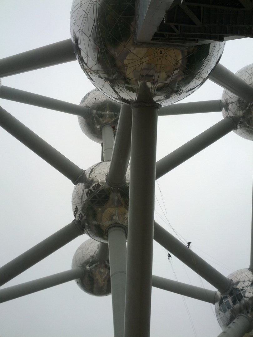 Atomium mit Industriekletteren - Brüssel