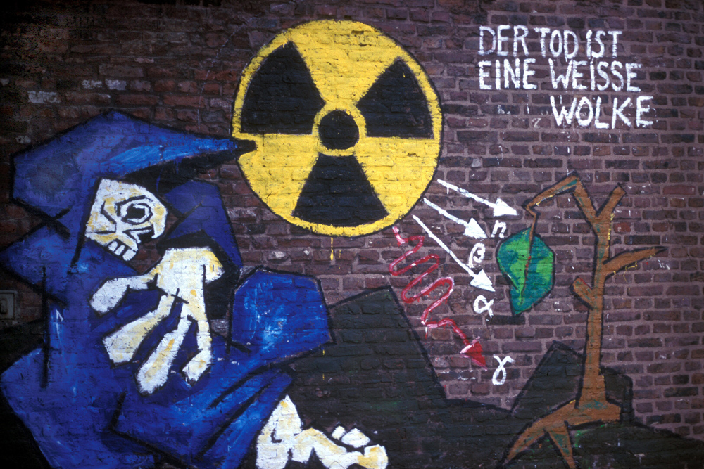 Atomkraftgefahr - Graffito von Klaus Paier, Aachen