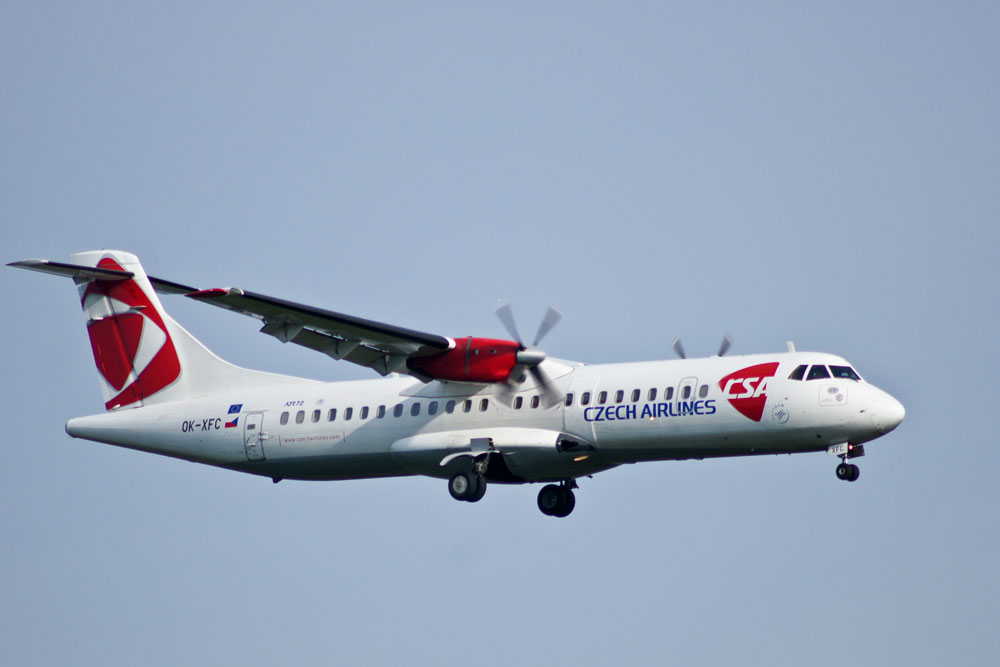 ATR 72-200