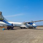 ATR 72 der 'Mann Yadanarpon Airlines' auf dem Thandwe Airport (© Buelipix)