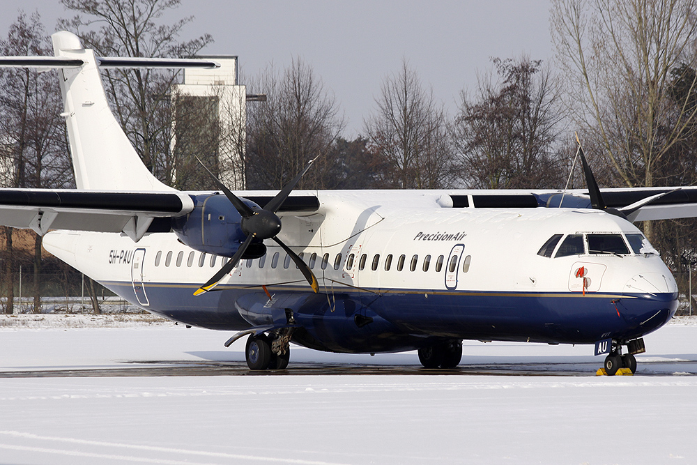 ATR-72 Precision Air 5H-PAU