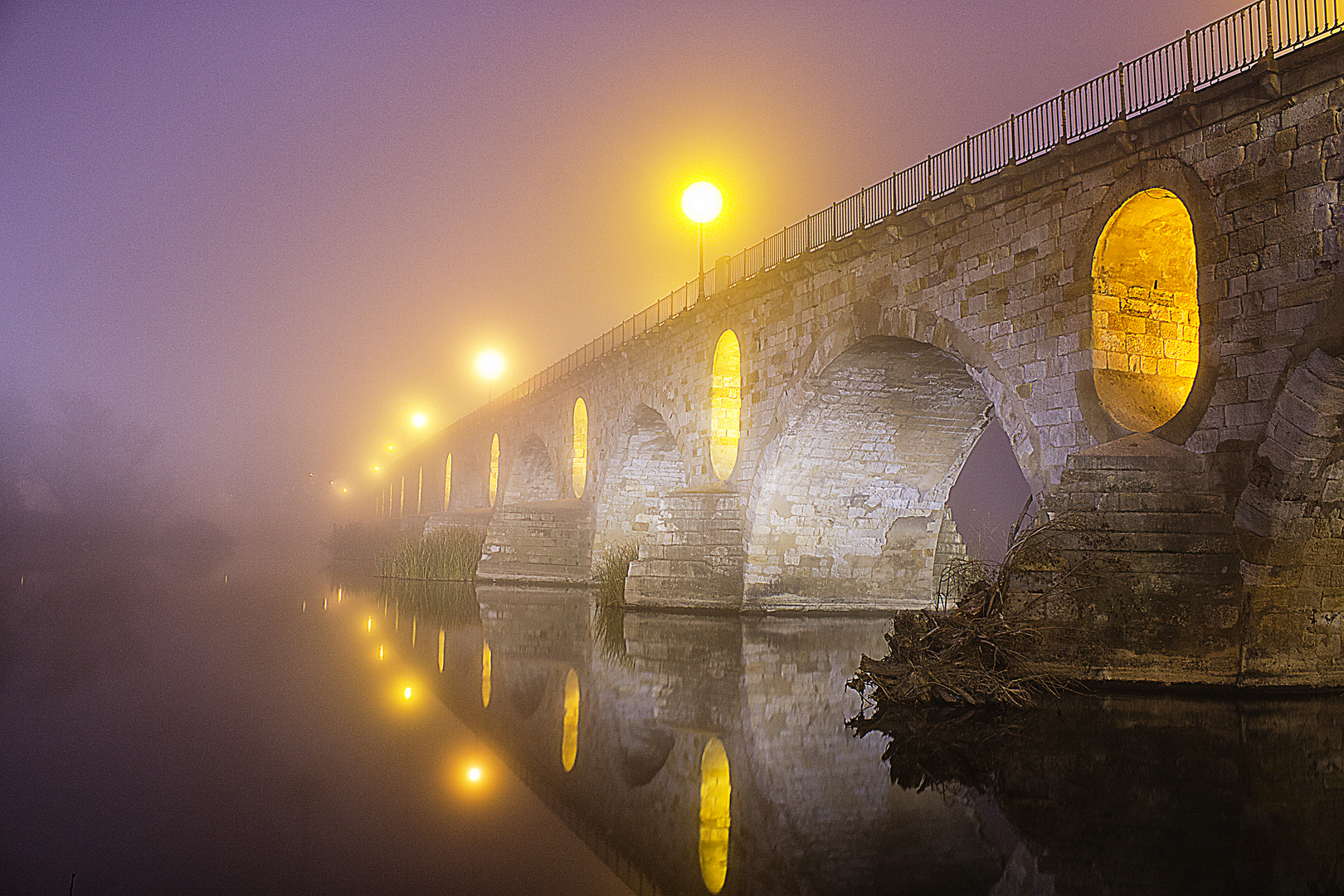 Atravesemos la niebla