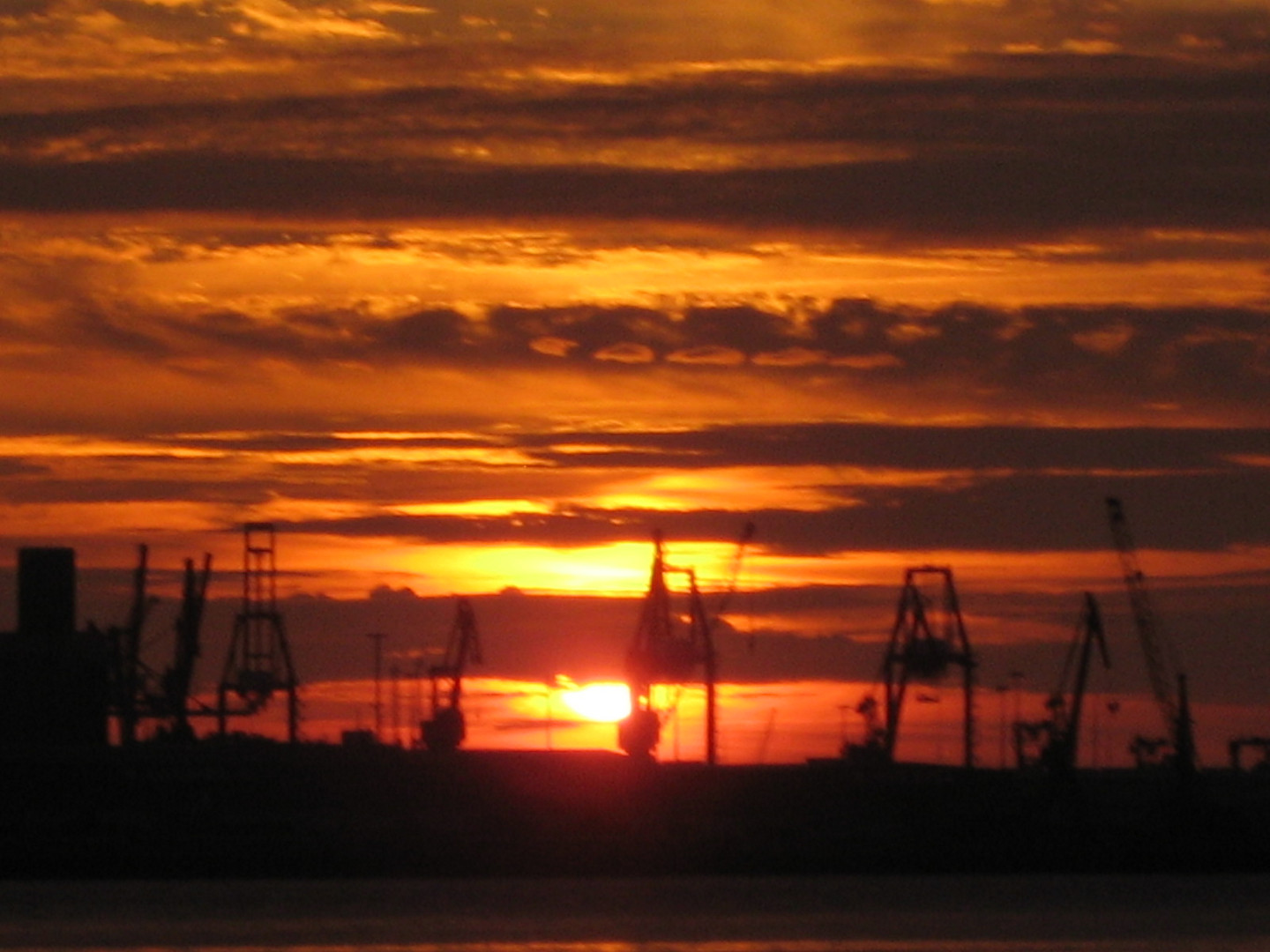 ATRDECER DE EL PUERTO VISTO DESDE GETXO