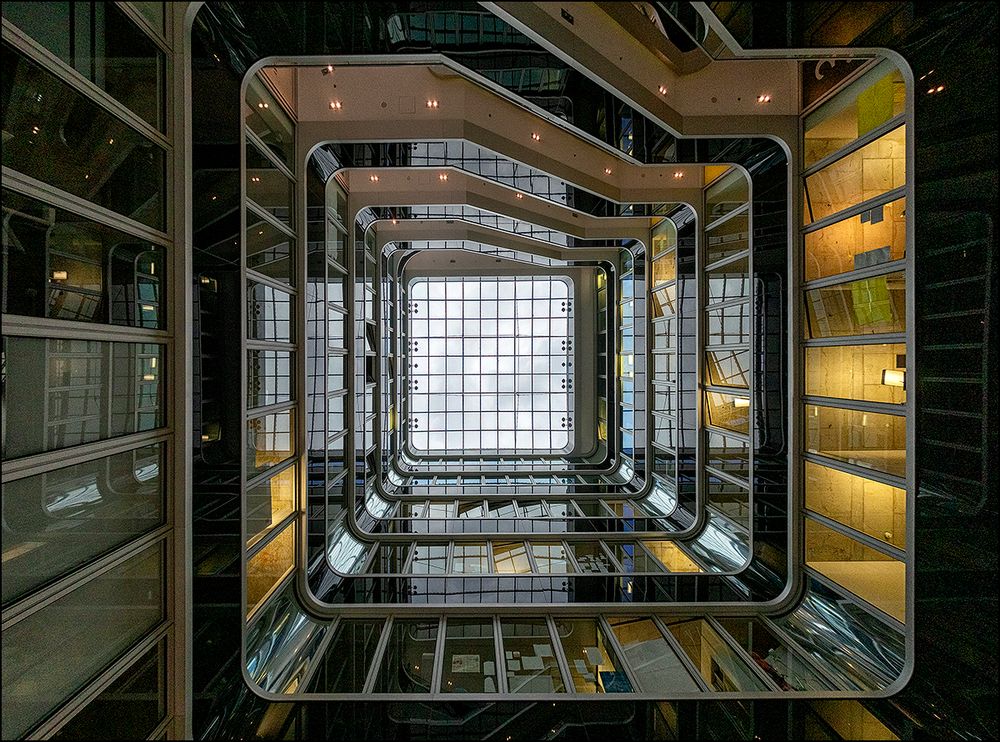 Atrium... Foto & Bild spezial, innenaufnahme, architektur Bilder auf