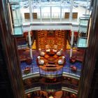 Atrium der Celebrity Equinox