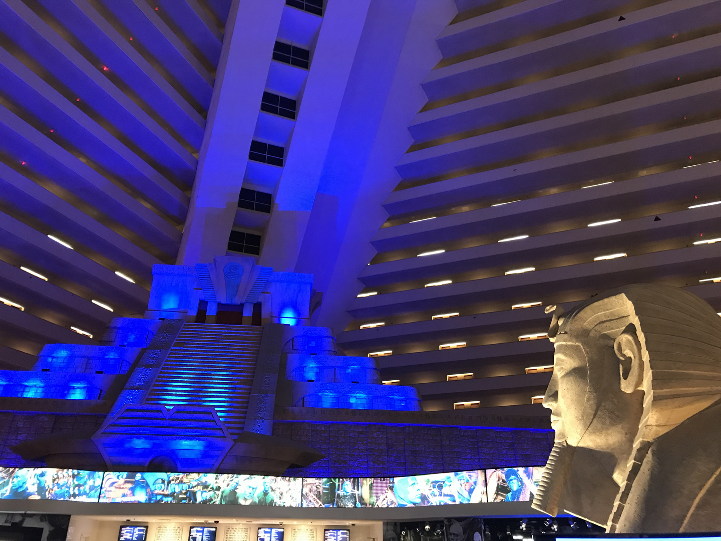 Atrium im Luxor Hotel