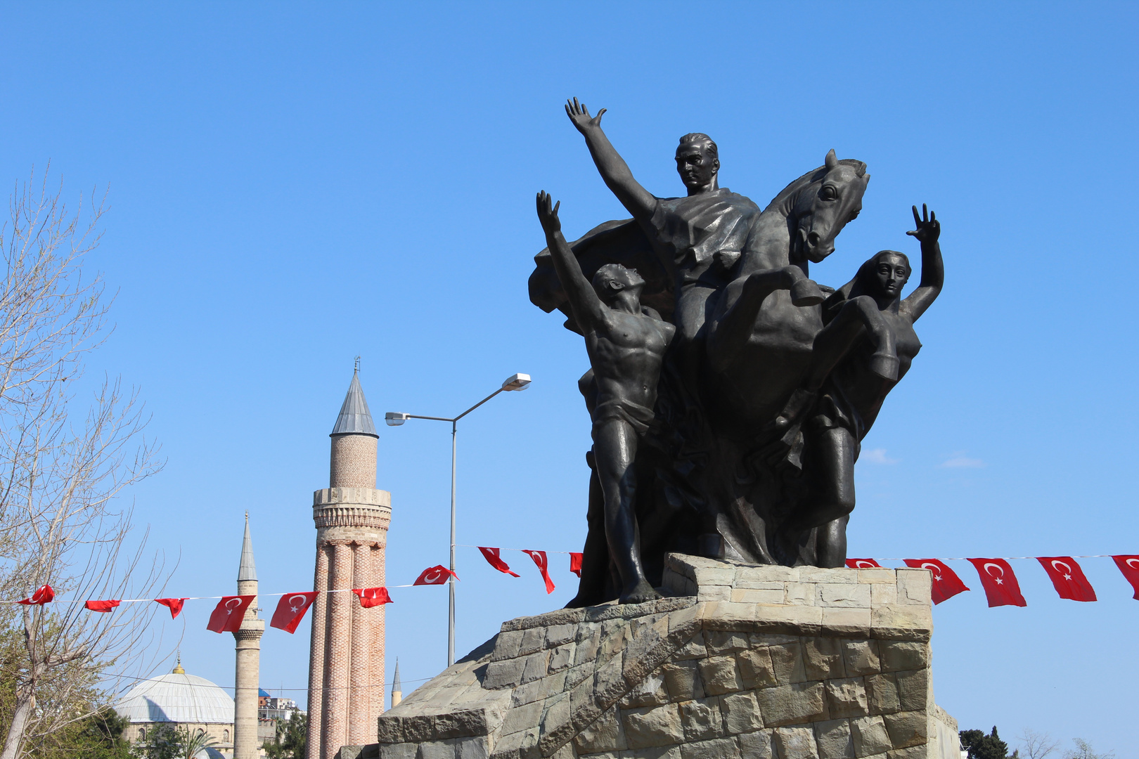 Attatürk-Denkmal in Antalya