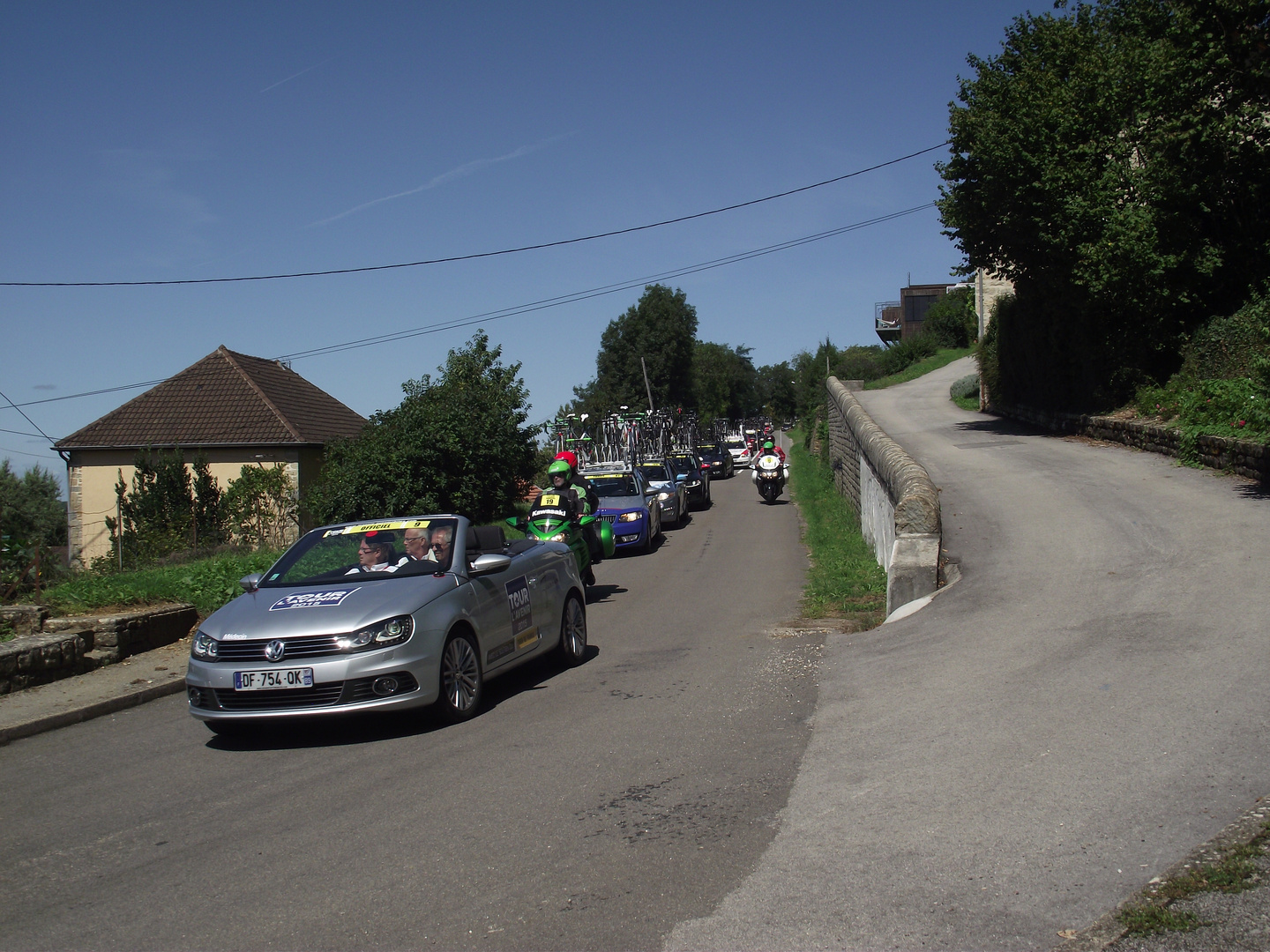 ATTENTION !!!!!!    COURSE CYCLISTE