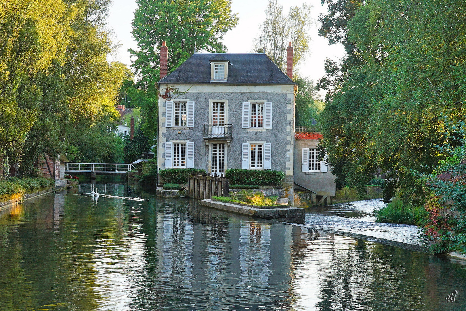 Au bord de l'eau