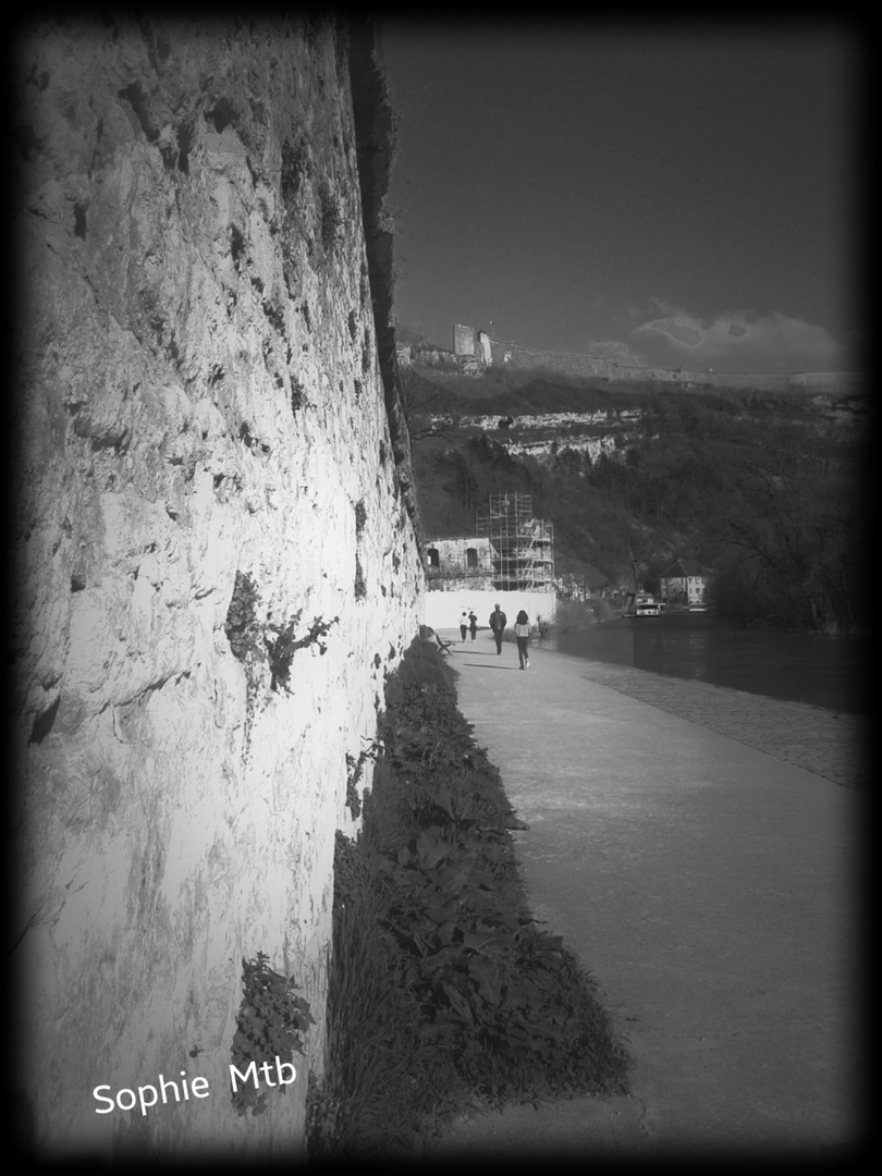 Au bord de l'eau