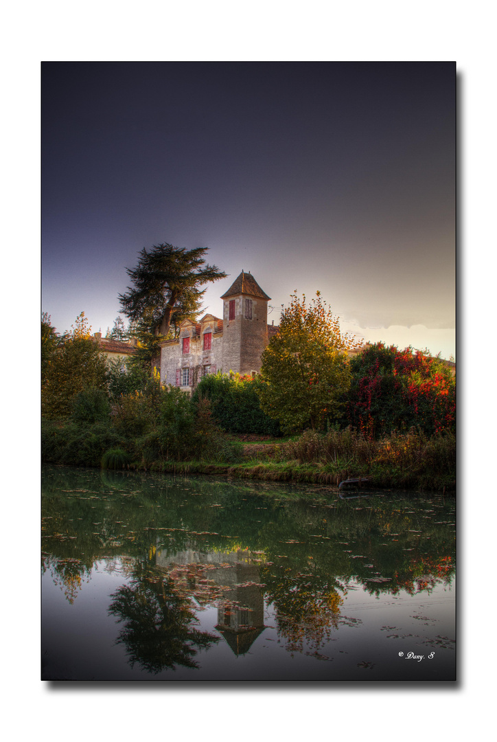 Au bord du canal