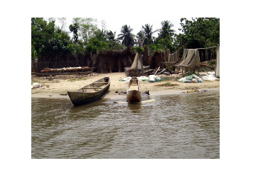 au bord du lac togo