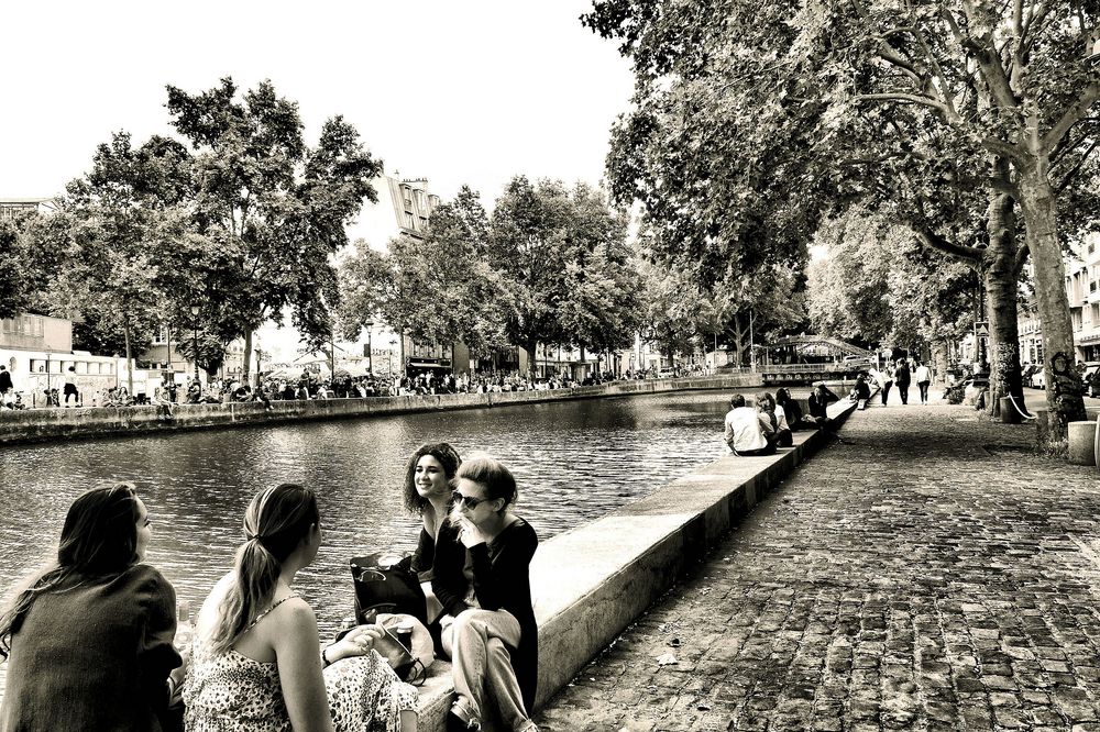 Au canal Saint-Martin. 5.