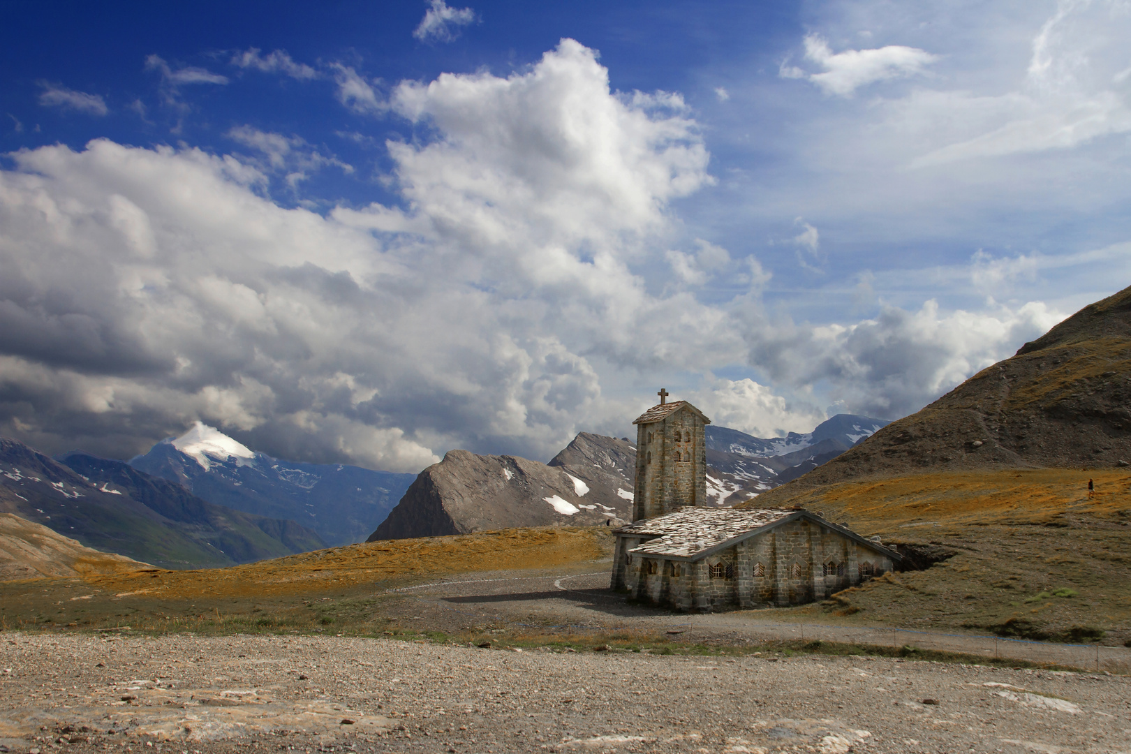 Au col de l’Iseran, la chapelle Notre Dame de Toute Prudence. 