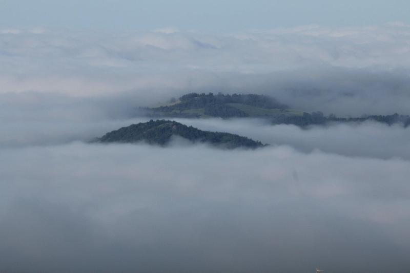 Au-dessus des nuages