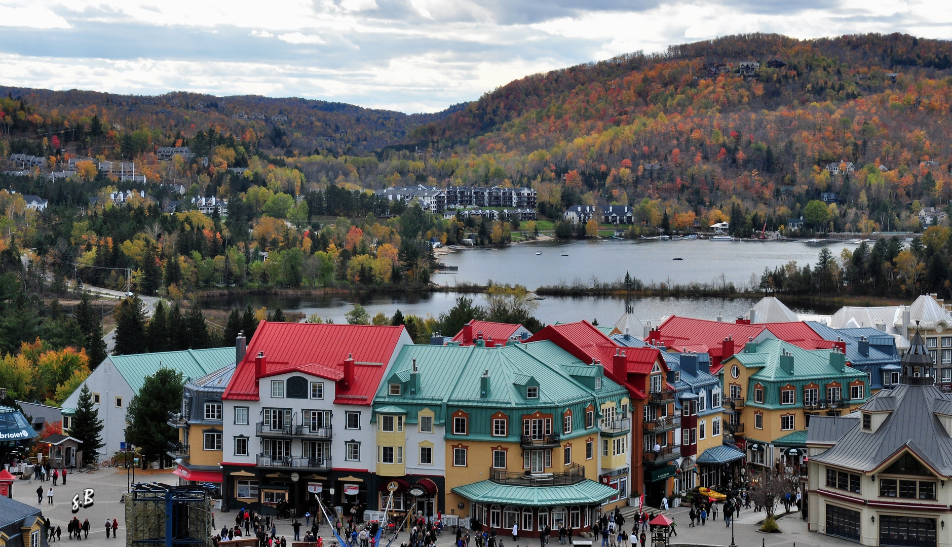 Au dessus des toits de Mont-Tremblant