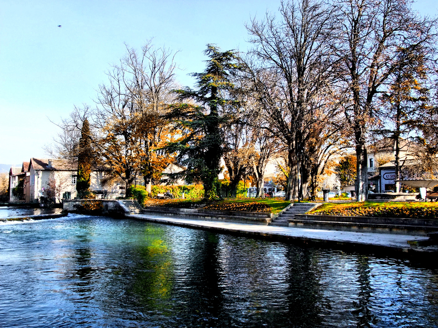 Au fil de la Sorgue