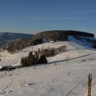 Au fond, la Chapelle des vés