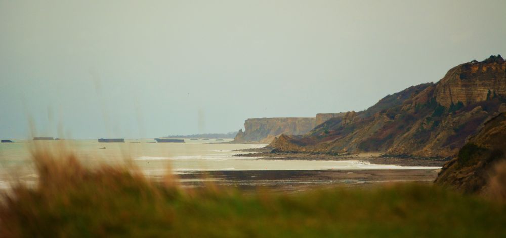 Au loin ... Arromanches