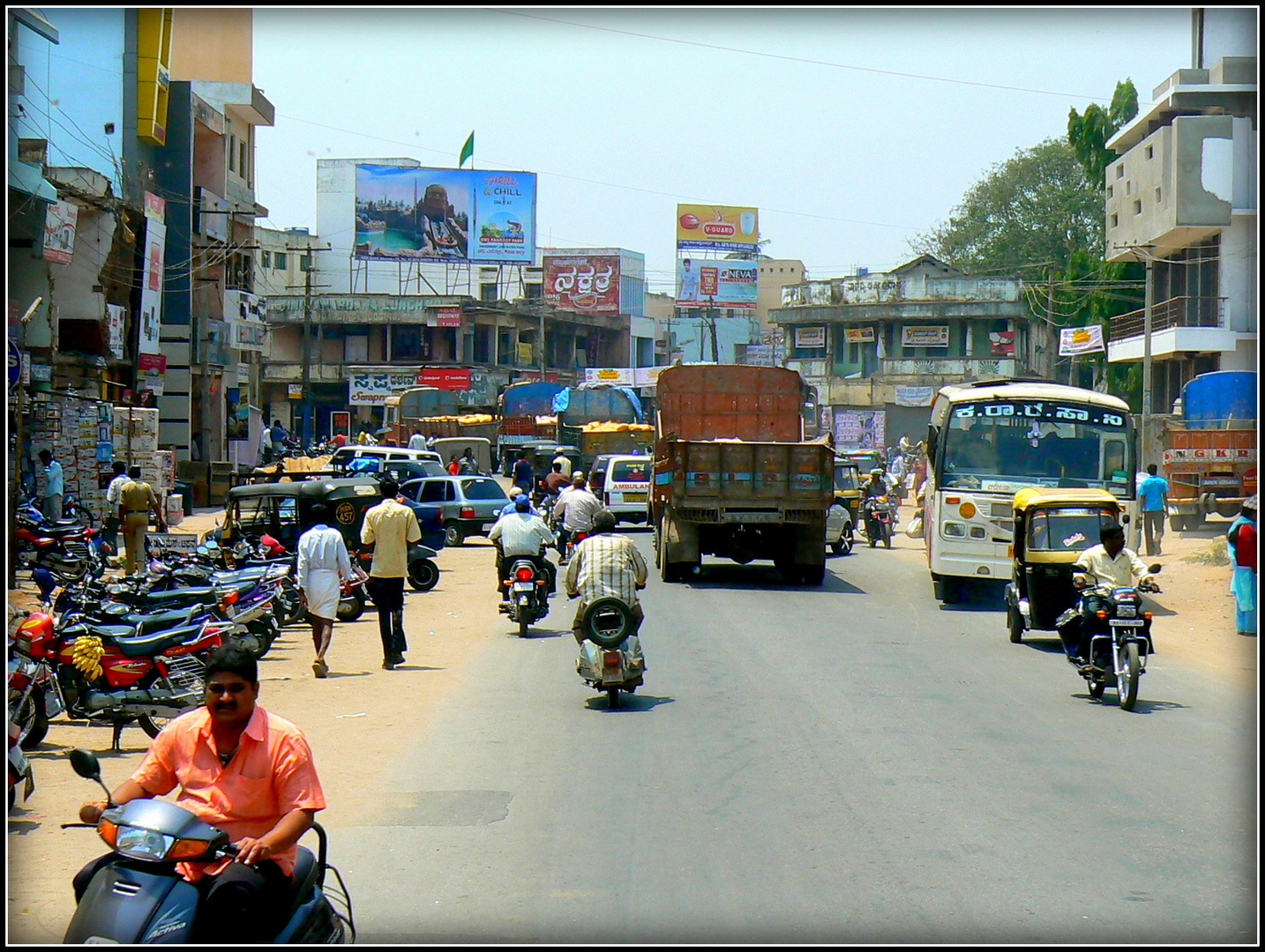 Au long des routes de l'Inde du Sud .-33 -