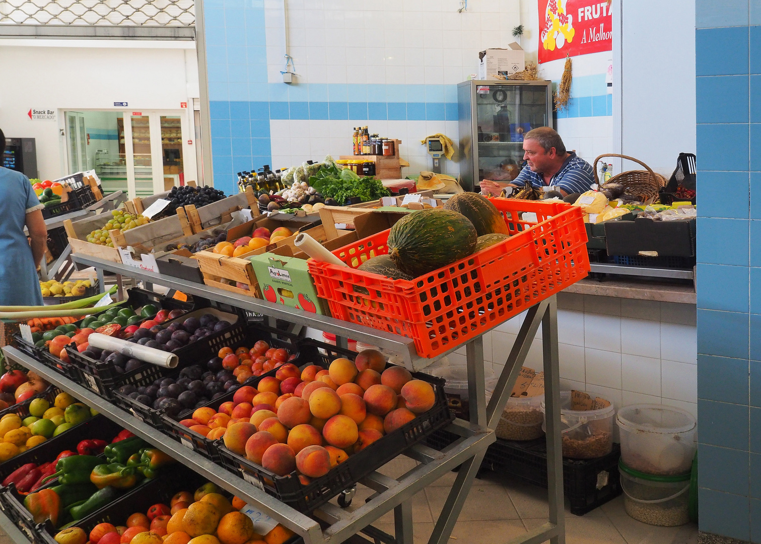 Au marché de Olhos de Agua