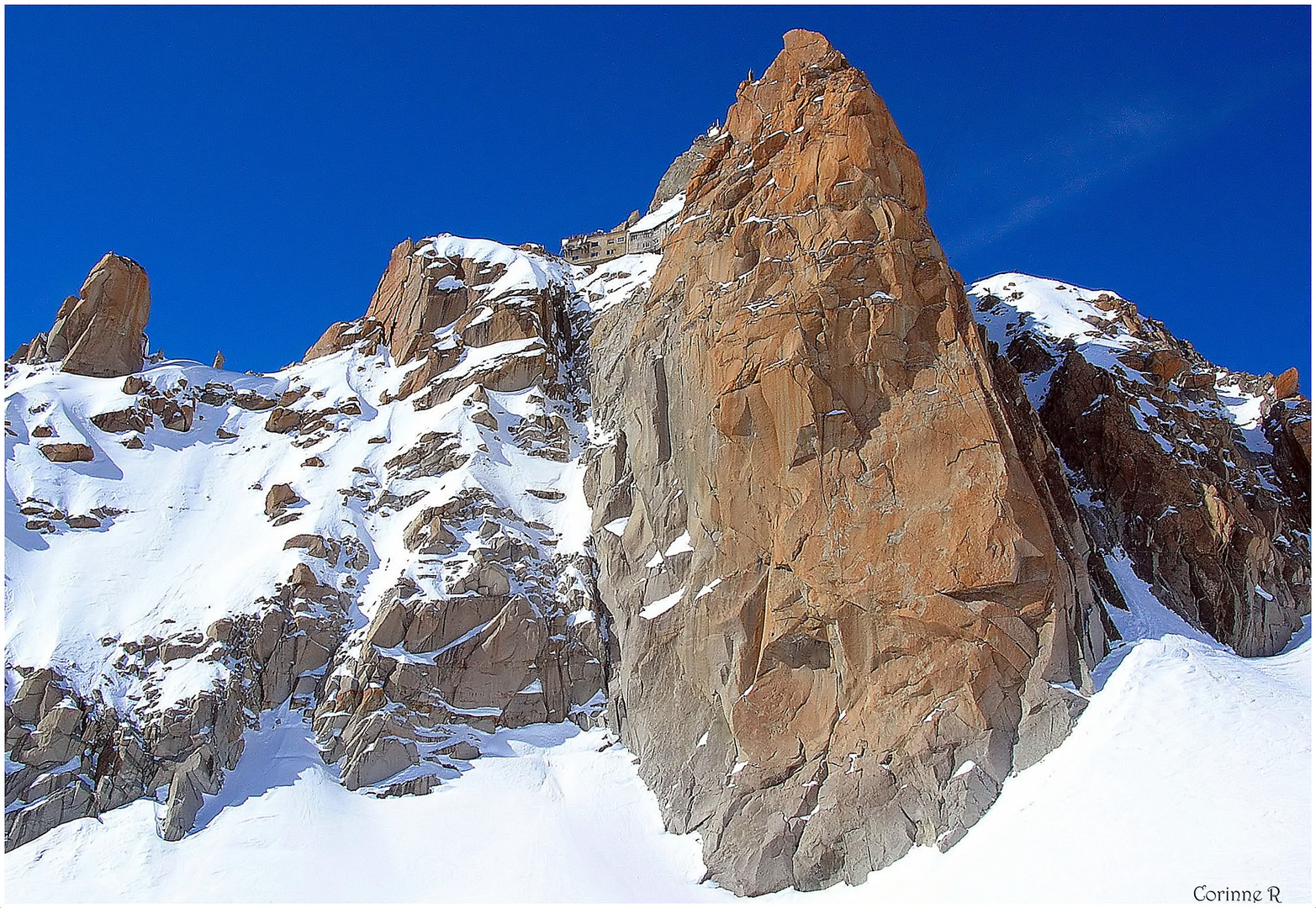 Au pied de l'Aiguille du Midi