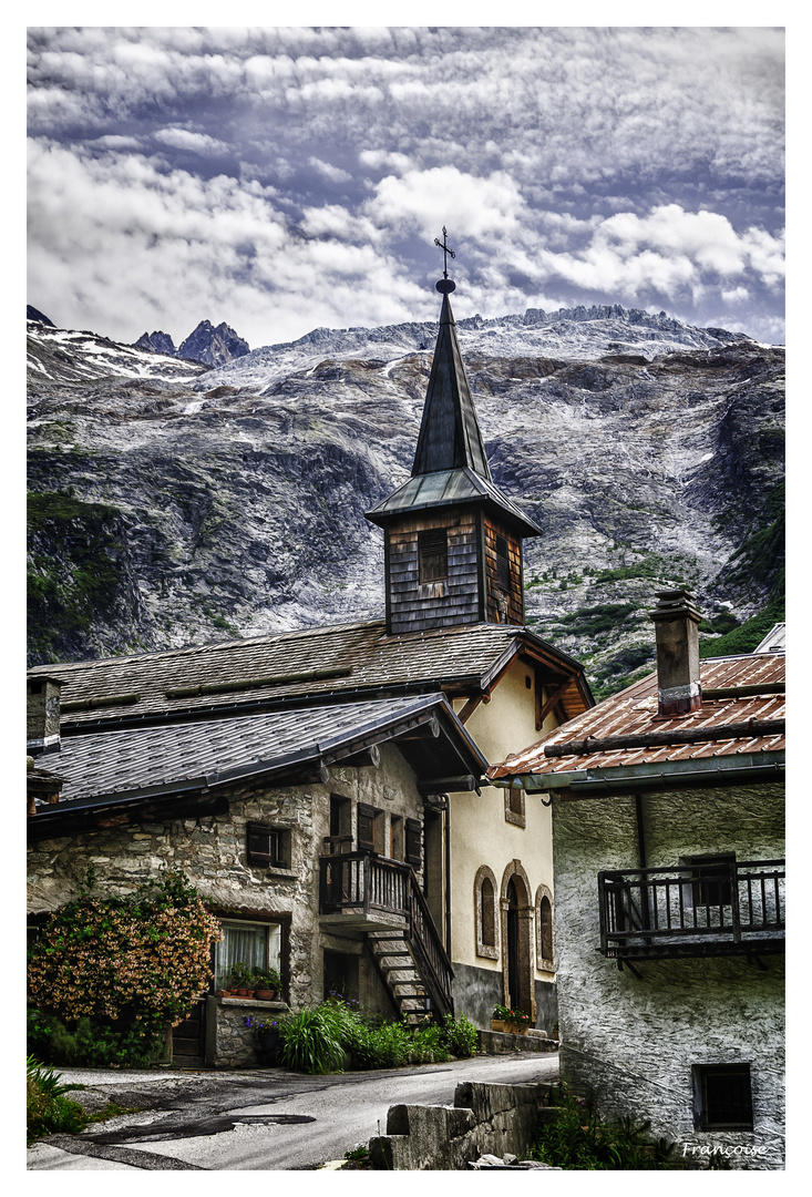 Au pied du glacier du Tour