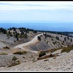 Au sommet du Mont Ventoux .